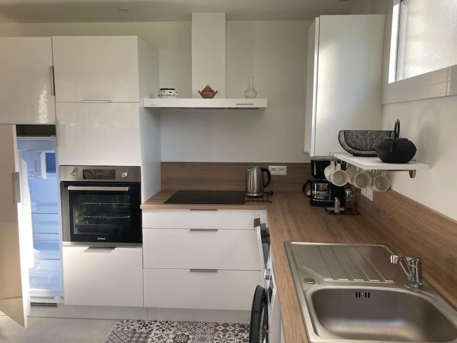 Le Gite Marie-Galante : Belle Maison D'Hotes Avec Acces Piscine En Ete Lanmeur Exterior foto